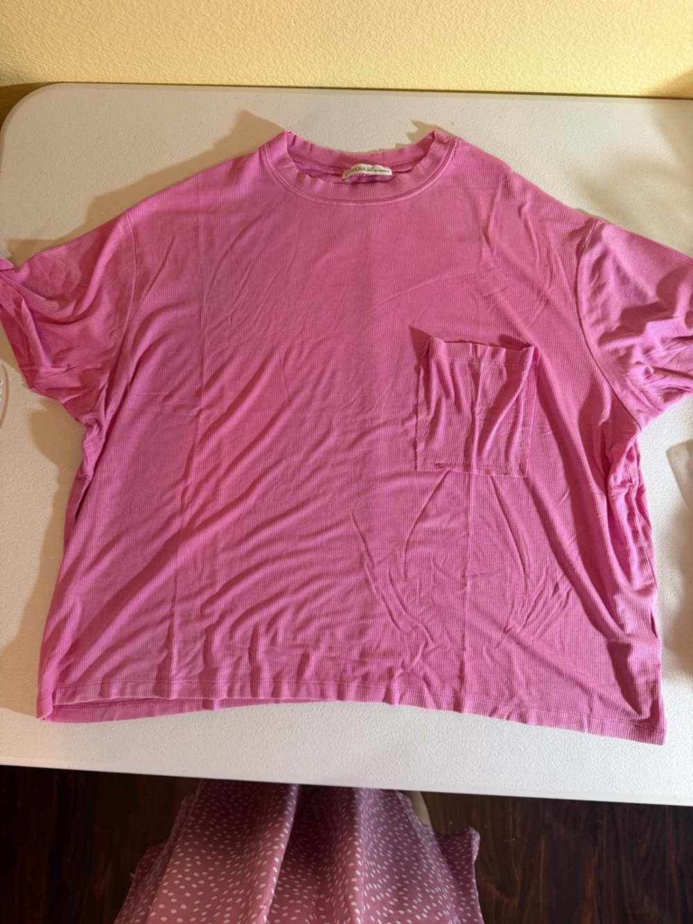 ZENANA OVERSIZED PINK SHIRT CUTE FRONT POCKET NWT- VERY PRETTY🎀 SIZE S/M 🔥🩷 - Picture 3 of 4